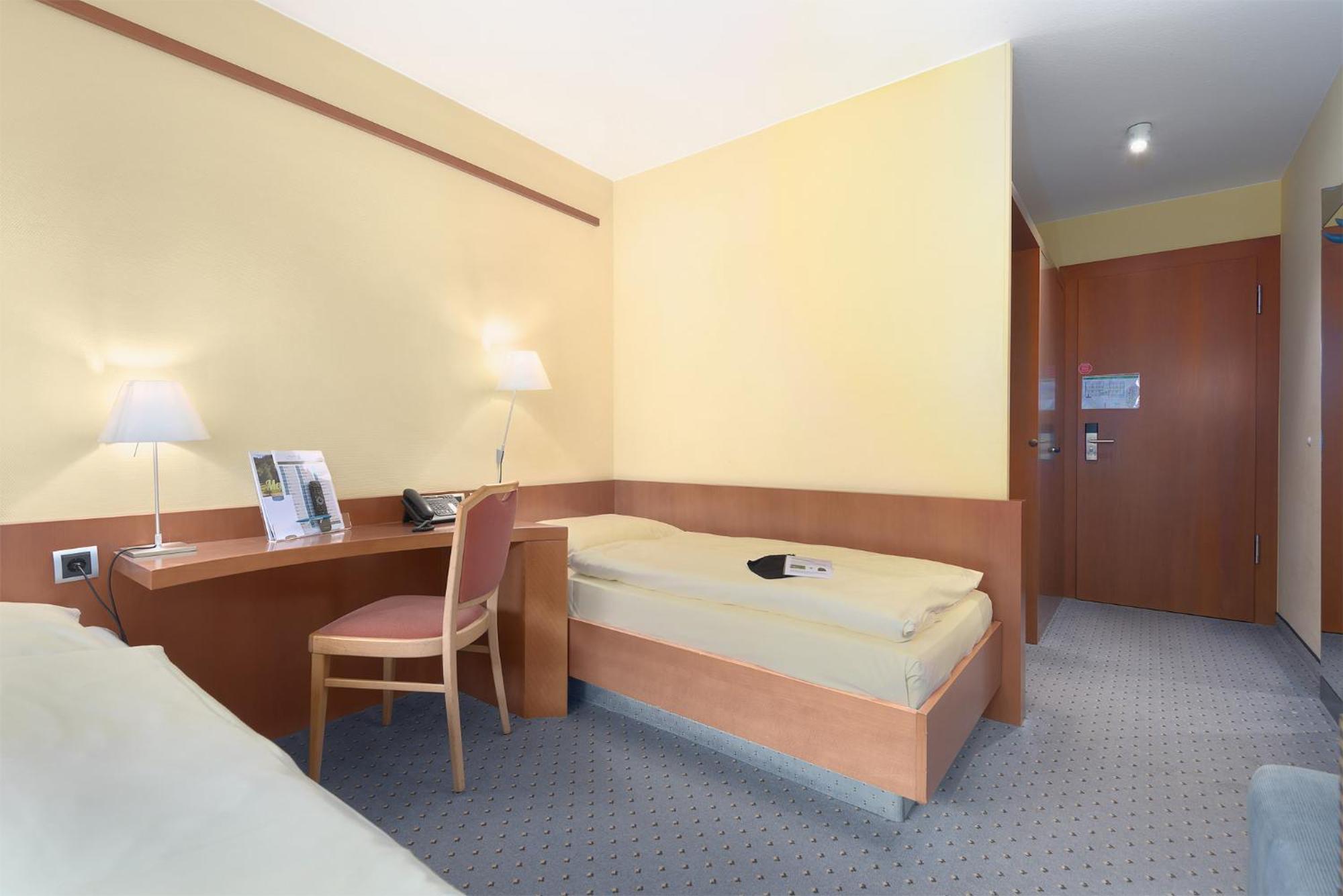 Trip Inn Landhotel Badsoden-Salmuenster Бад-Зоден-Зальмюнстер Экстерьер фото